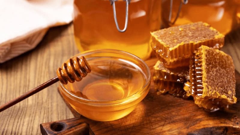عسل سبلان مشگین شهر با کیفیت خالص و مرغوب